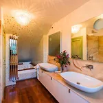 Villa Belvilla By Oyo Sandra