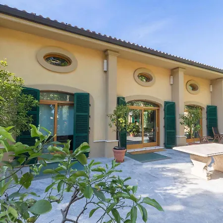 Villa Belvilla By Oyo Sandra *