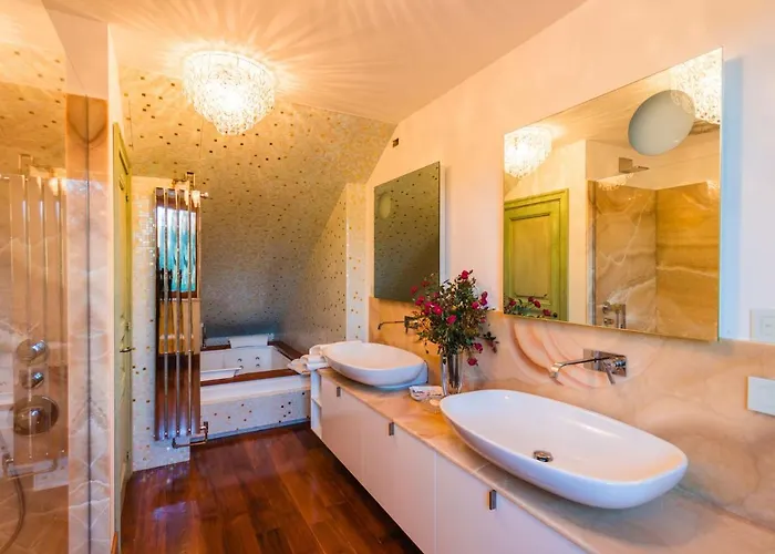 Villa Belvilla By Oyo Sandra